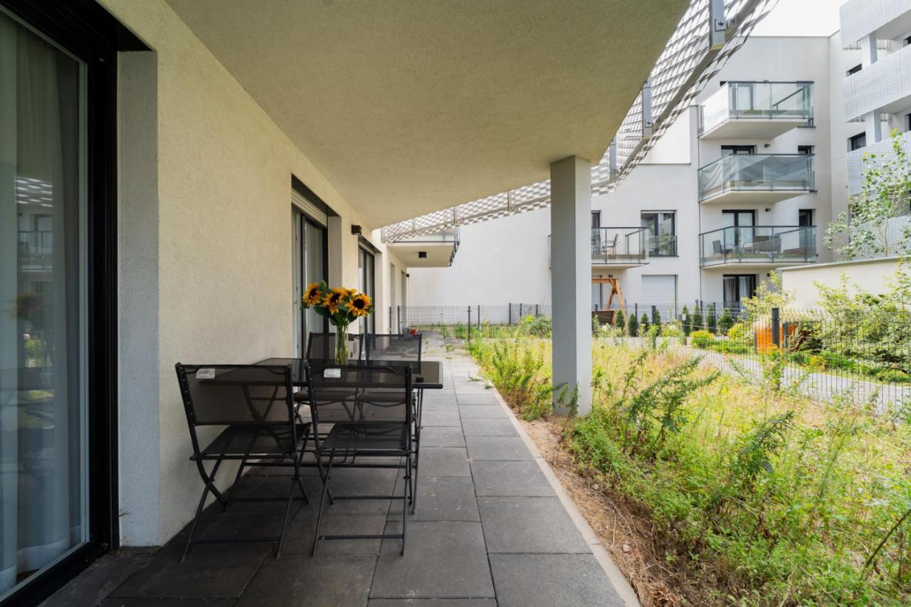 Big Apart - Atal Towers - 3 Rooms - Private Parking Place ヴロツワフ エクステリア 写真